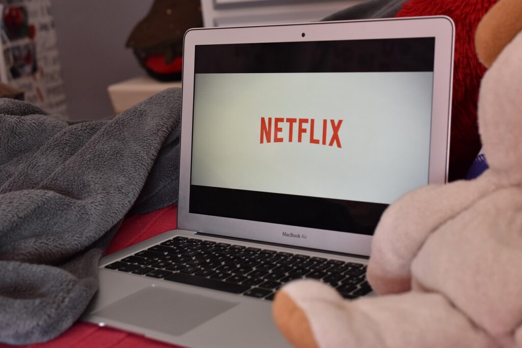 「WiFi無制限でNetflixが見れる？快適な視聴環境を手に入れる方法とは？」